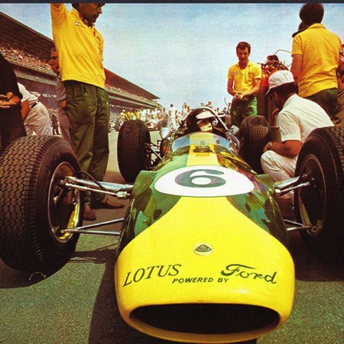 Sur la grille de départ...Trenton 200 1963